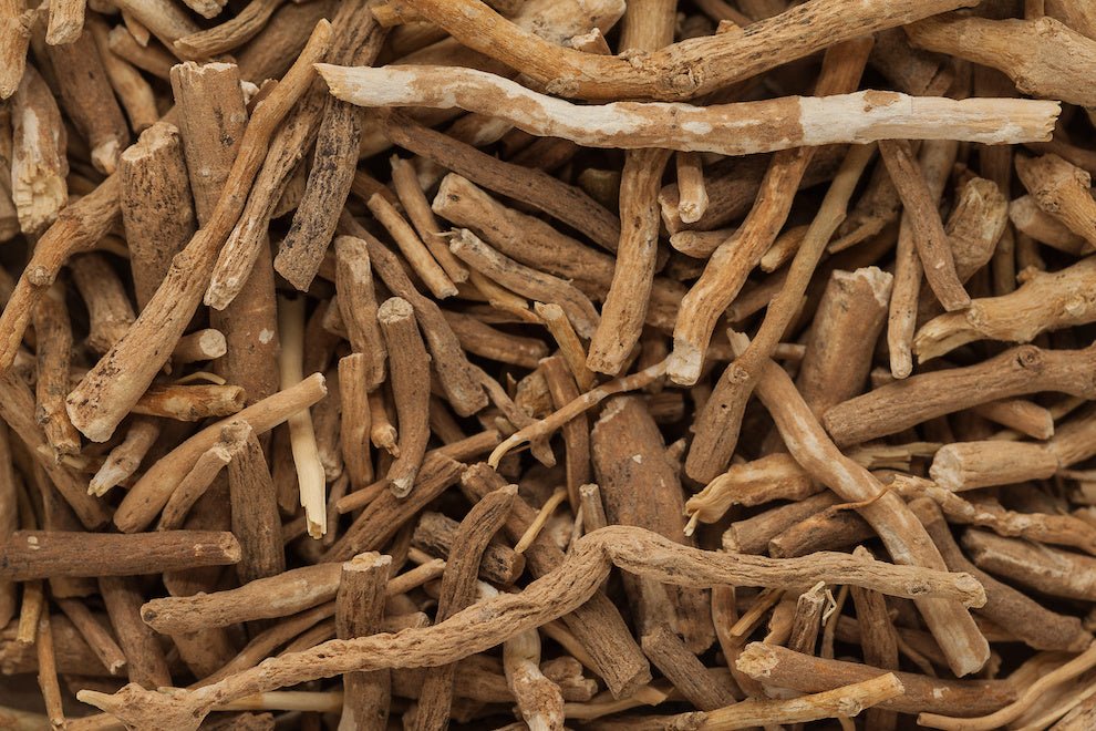 The Many Benefits of Ashwagandha - BROONO